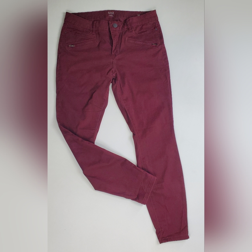 a.n.a. Maroon Stretchy Jeggings with Regular and Faux Zipper Pockets